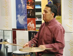 Armando Cruz