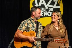 Jeudi 26 février 2026
Jazz Club de Grenoble
Concert: Andrea Caparros & Emile Melenchon: Confidence
Andrea Caparros: chant
Emile Melenchon: guitare