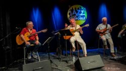 Jeudi 7 mai 2026
Jazz Club de Grenoble
concert: Alzy Trio: A french songbook & more...
Pascal Kober: basse accoustique et chant
Thierry Rampillon: guitare et composition
Christian Sanchez: guitare et composition